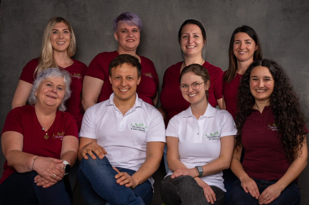 Team at the Tirol Family Practice.
Back row, from left, standing: Lisa, Claudia, Denise, Bettina.
Front row, from left, seated: Karin, Dr Marco Schönberger, Dr Laura Riepl, Anna Katharina.